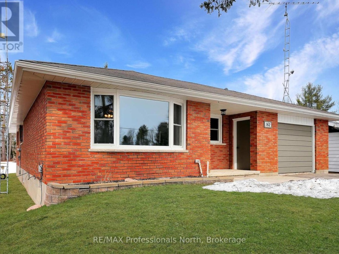 162 HILLSIDE DRIVE, Kawartha Lakes (Somerville)