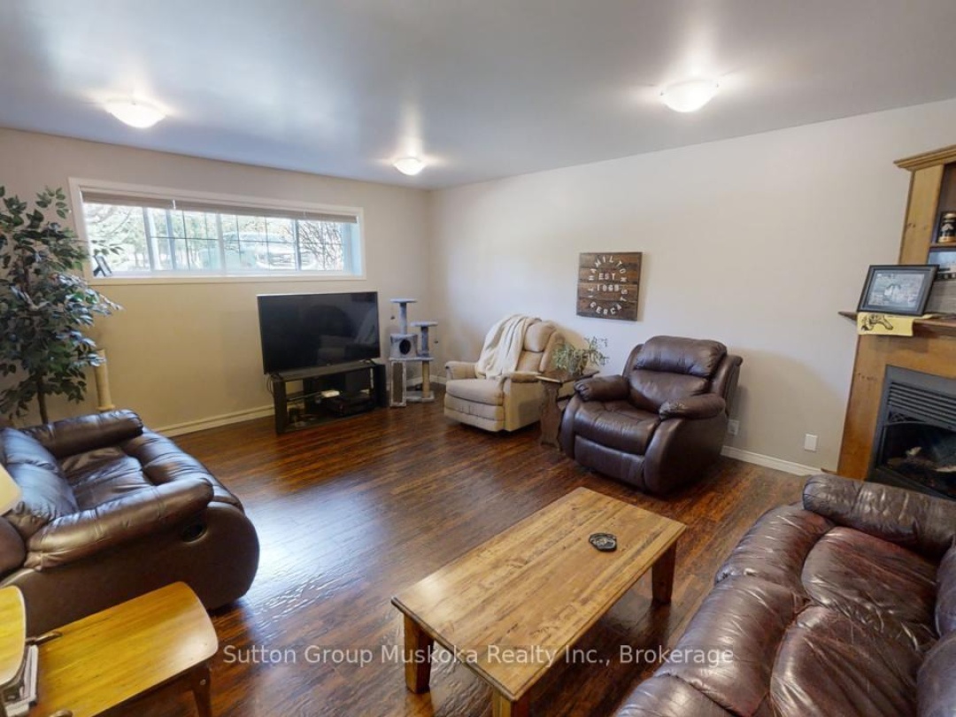 357 RAVENSCLIFFE ROAD, Huntsville (Chaffey)