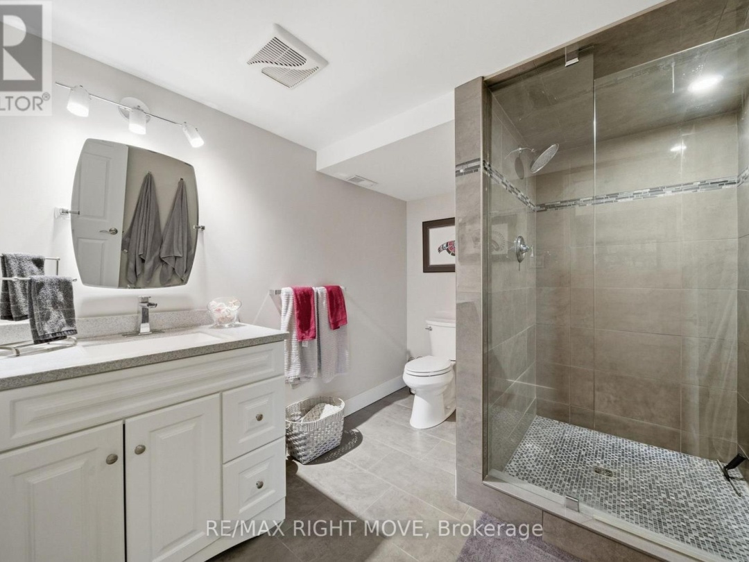 2 LAVENDER COURT, Ramara