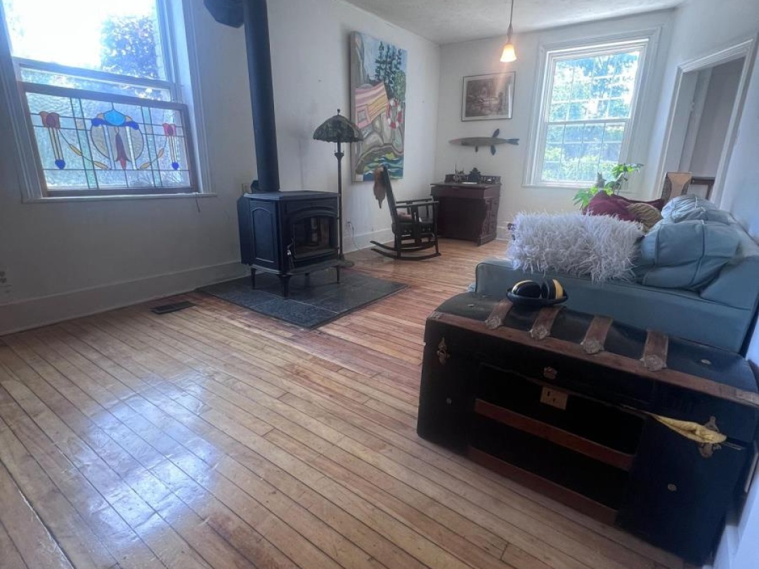 1280 CANAL ROAD, 