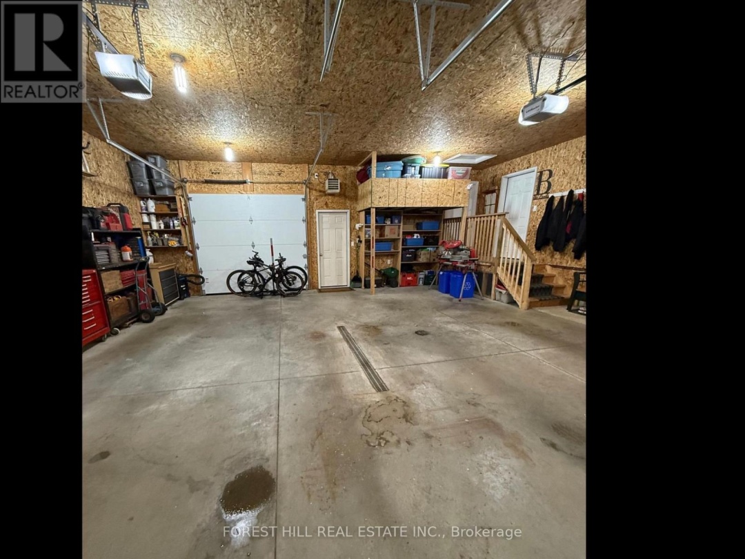 1025 TOWER CRESCENT, 