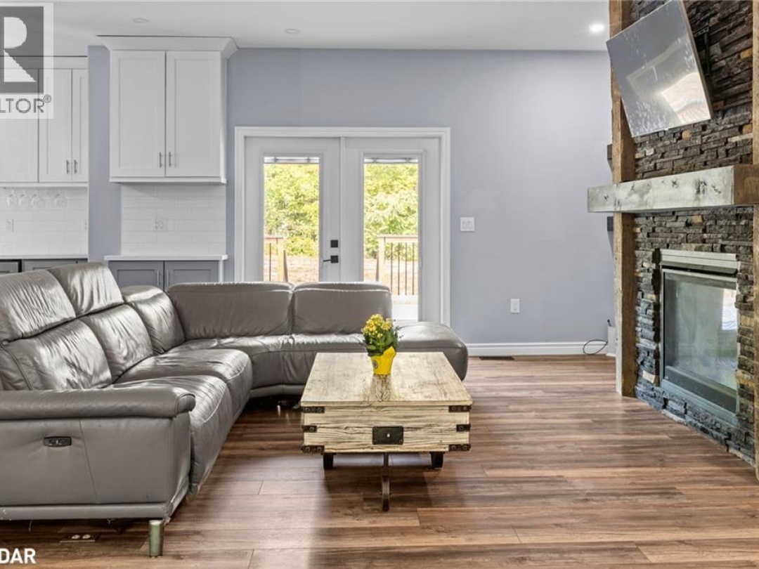 2326 FOXMEAD ROAD Road, 