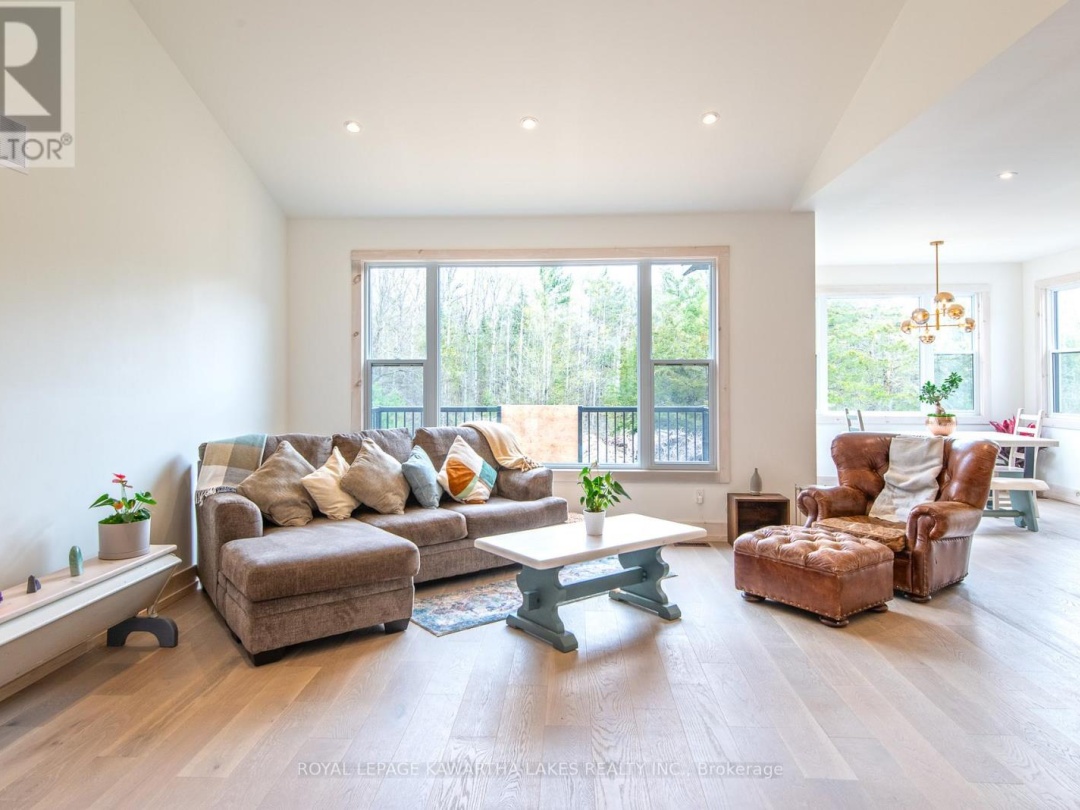104 MOON LINE ROAD N, Trent Lakes