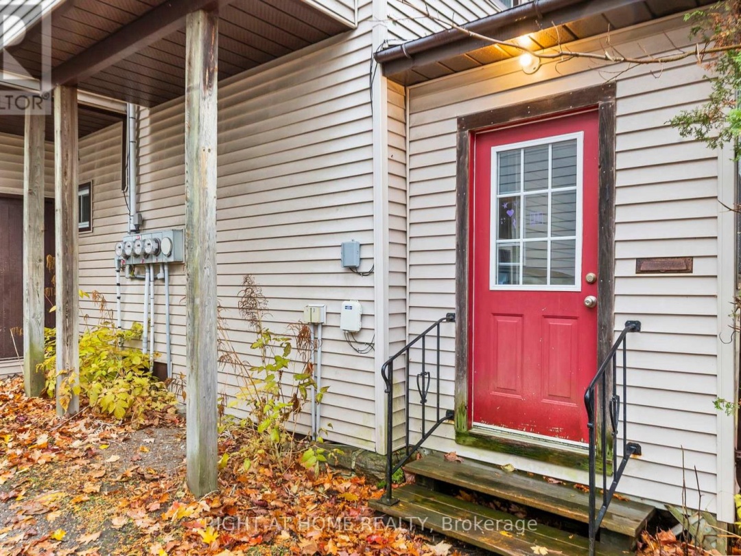 105 GIBSON STREET, Parry Sound