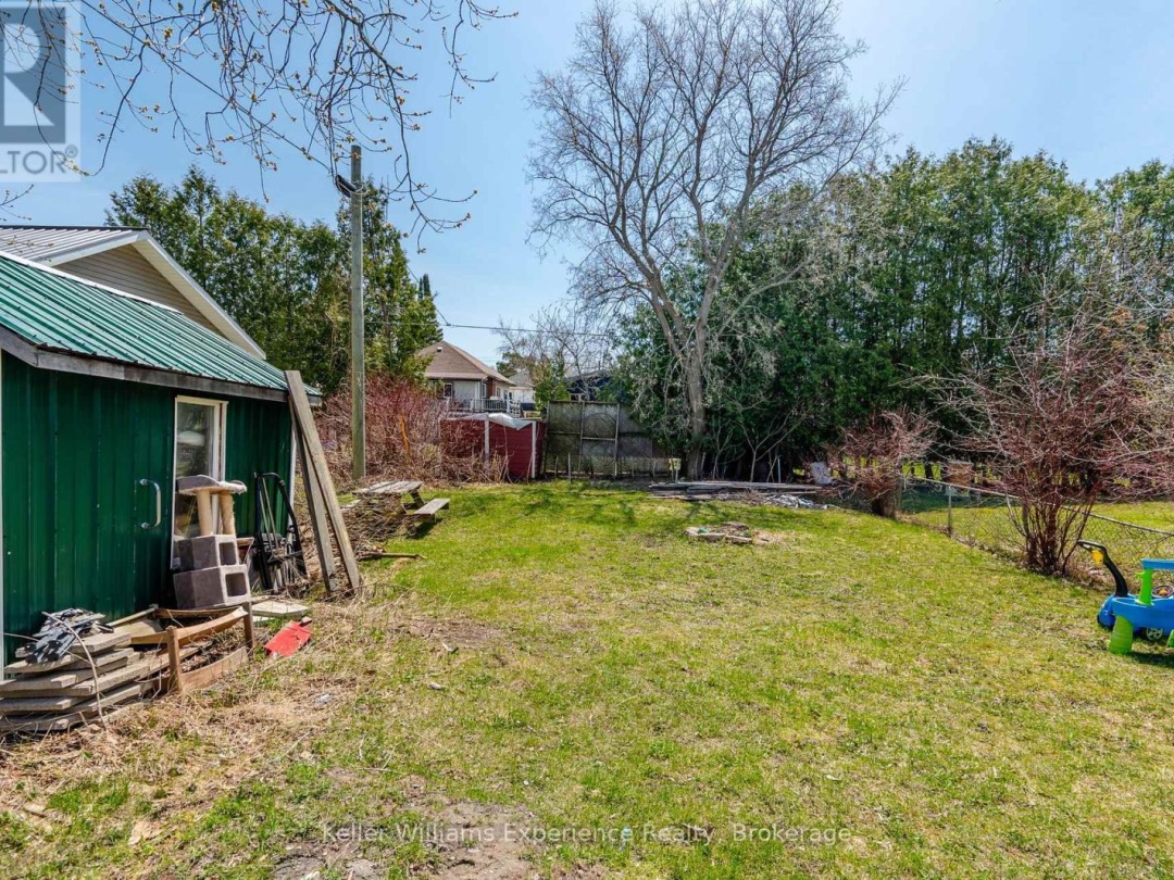 313 Mcnicoll Street, Tay (Port McNicoll)