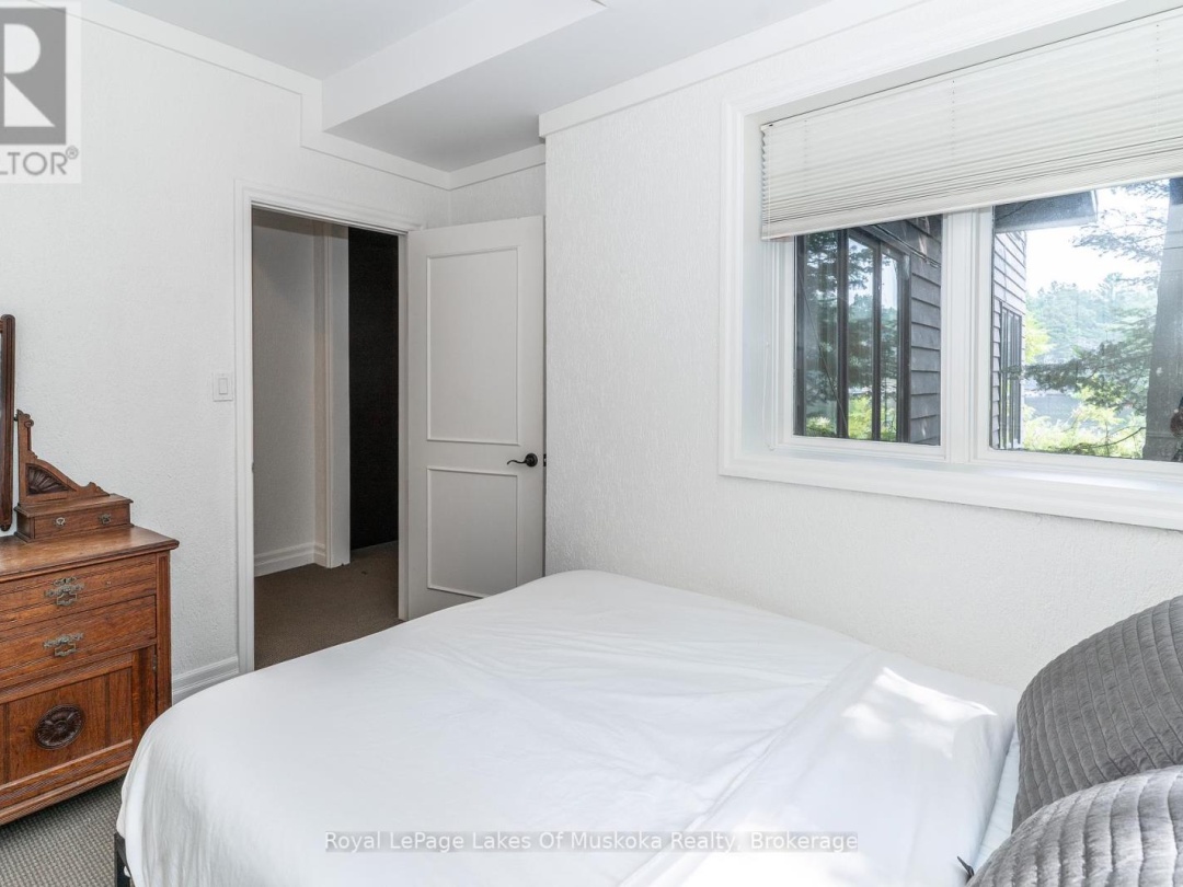 51 PINETREE ROAD, 