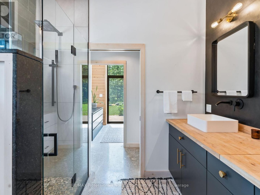 1592 BUCKSLIDE ROAD, 