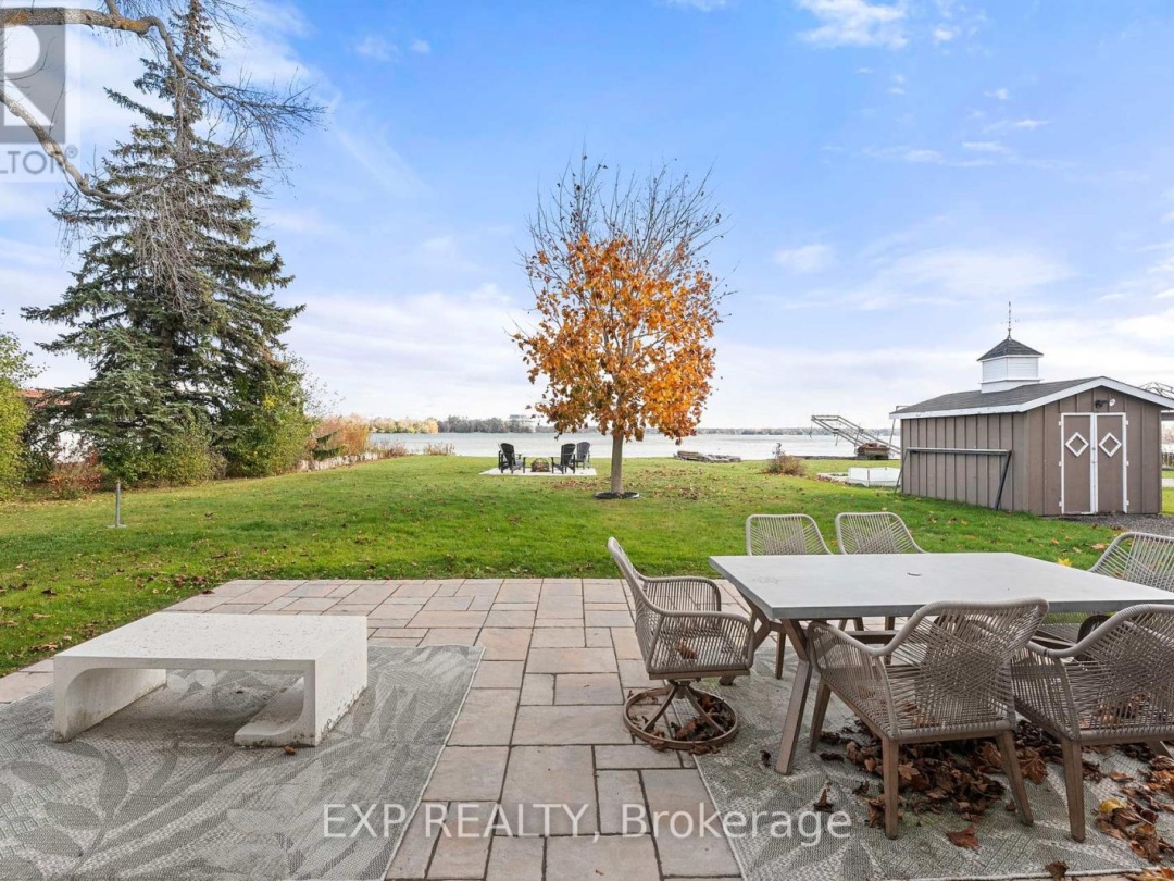 363 Macisaac Drive, Simcoe Lake