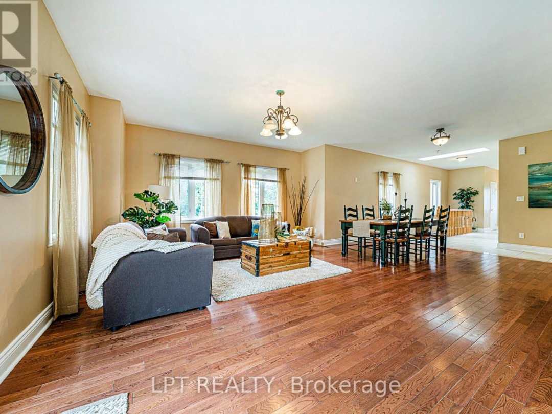 B130 DURHAM REGIONAL 23 ROAD, Brock (Beaverton)