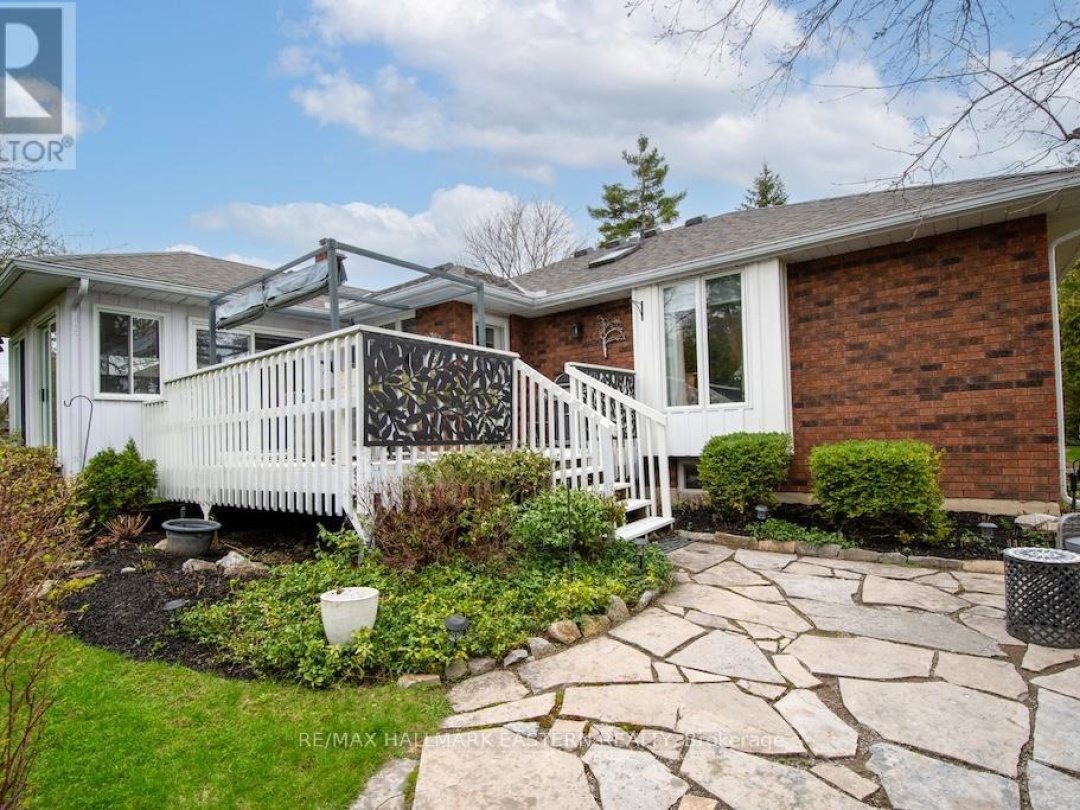 38 PATRICIA PLACE, Kawartha Lakes (Bobcaygeon)