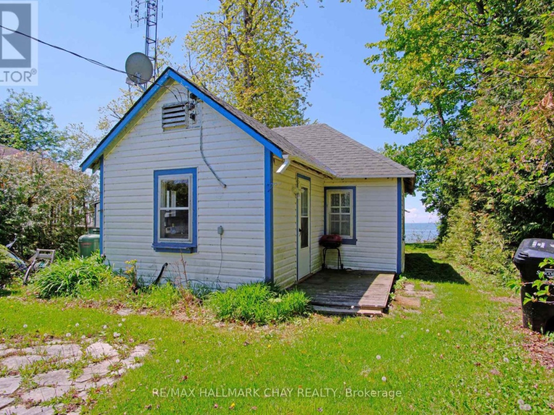2196 LAKESHORE DRIVE, 