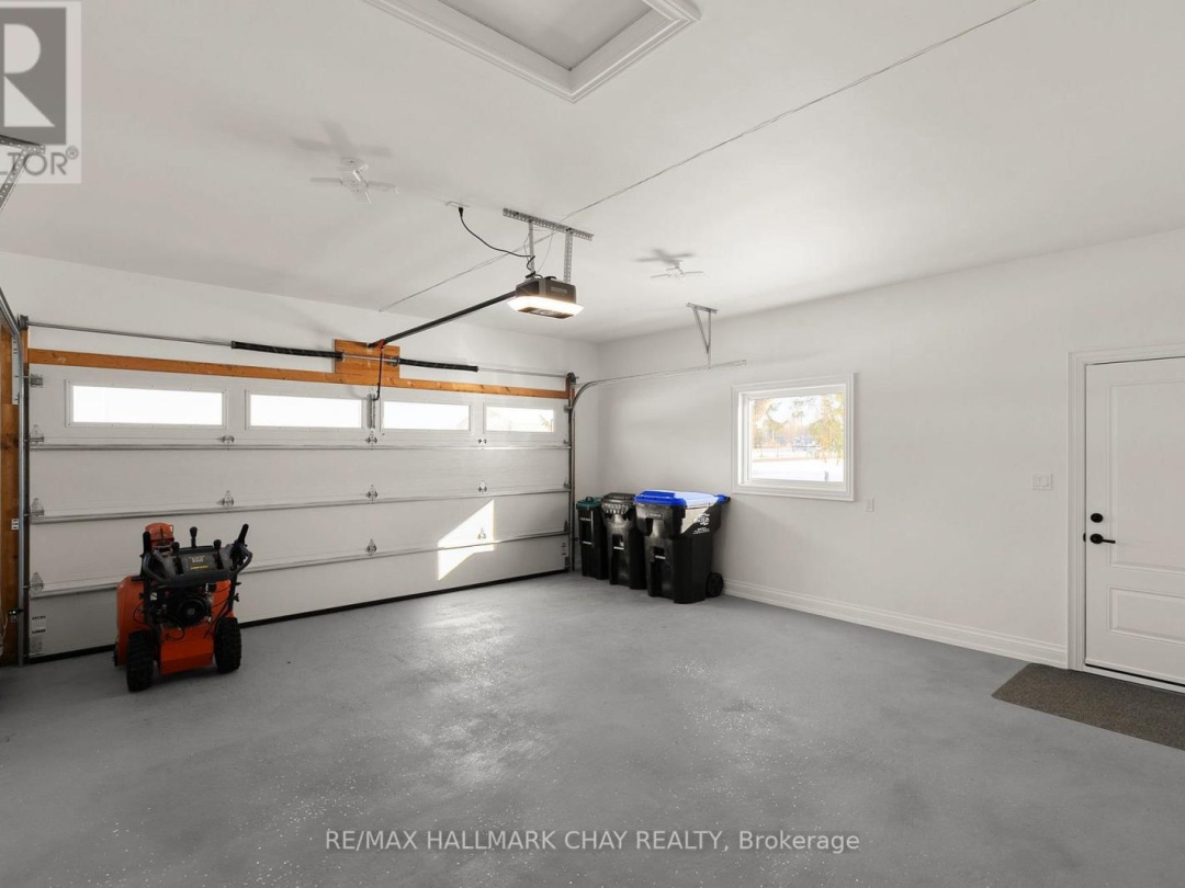 930 MARSHALL ROAD, Tiny