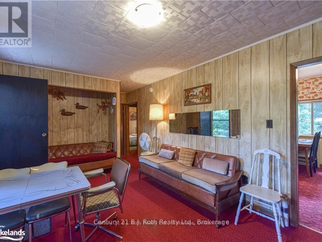 6571 PIONEER VILLAGE LANE, 