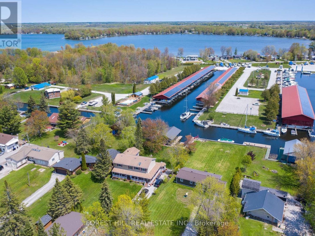 4099 GLEN CEDAR DRIVE, Lake Simcoe