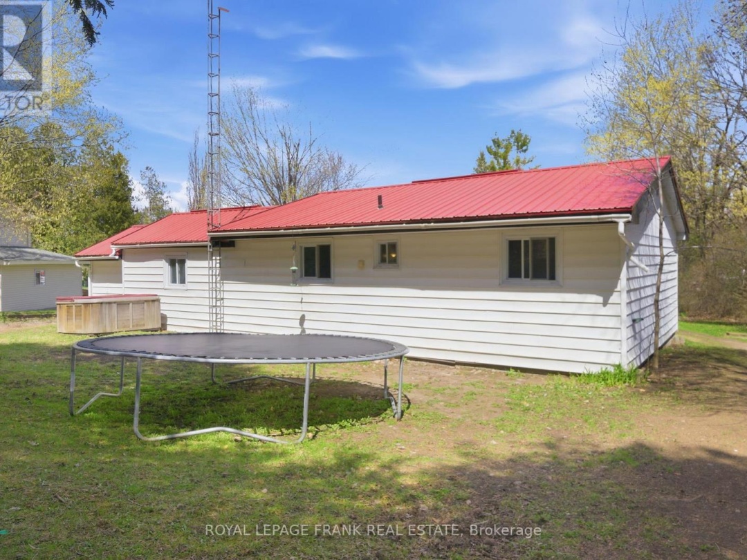 28 SOUTH BAYOU ROAD, Kawartha Lakes (Verulam)