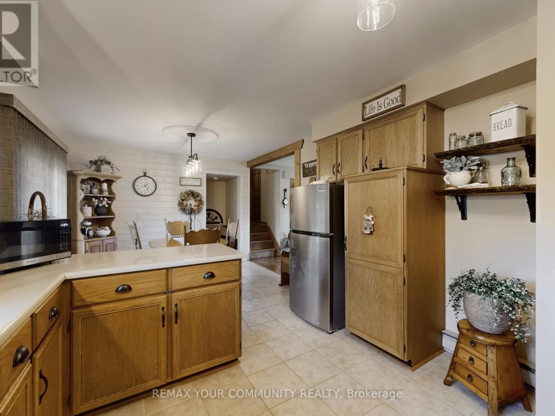 30 GRANT DRIVE, Kawartha Lakes (Oakwood)