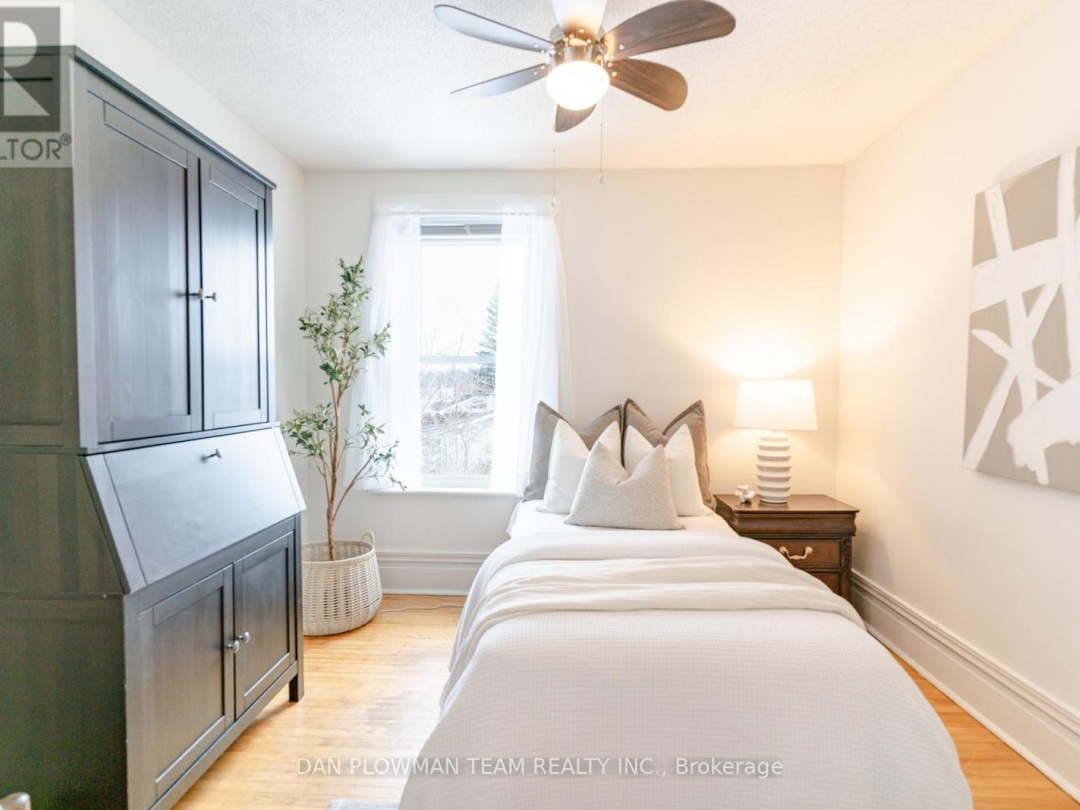 48 DUNN STREET, Kawartha Lakes (Bobcaygeon)