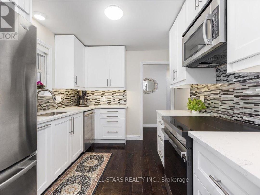 420 CENTRE STREET, Brock (Beaverton)