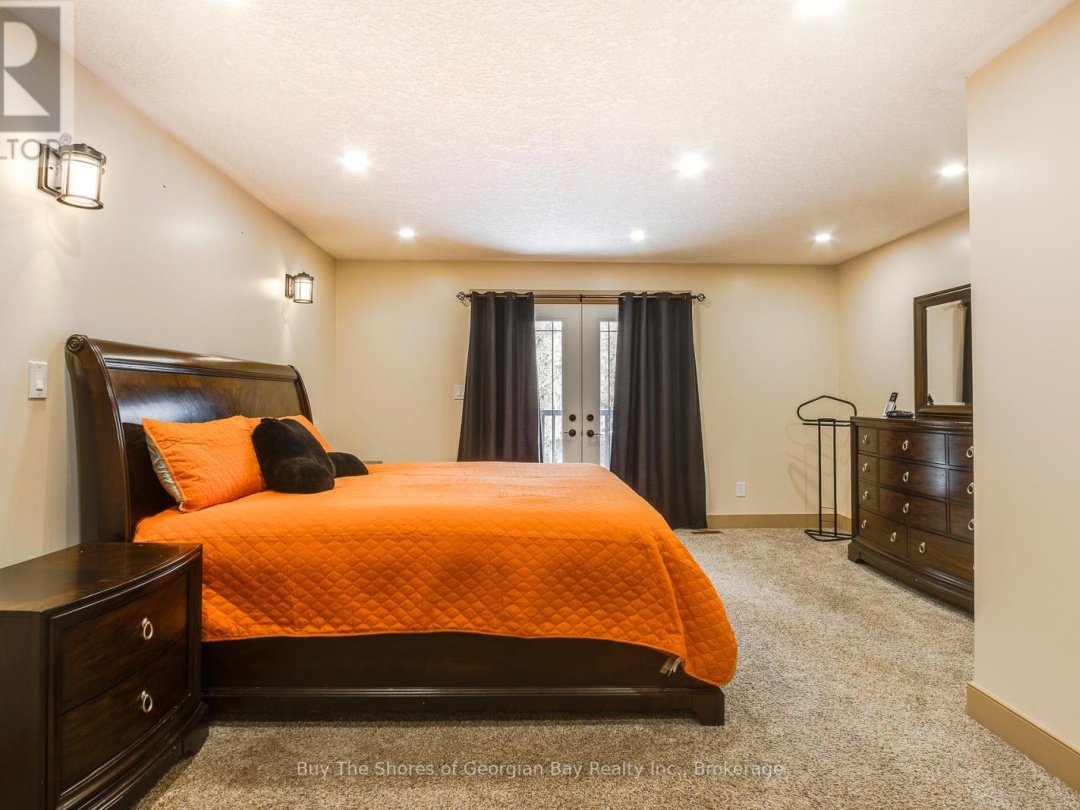 399 DAWSON'S SIDE ROAD, 