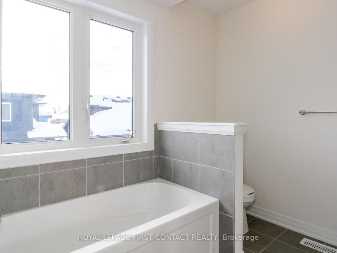 3778 SUNBANK CRESCENT, Severn
