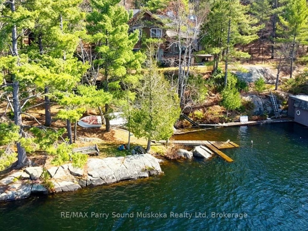 55 HEALEY LAKE WATER, Healey Lake