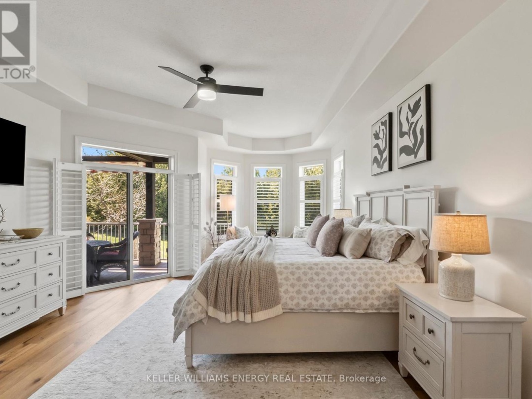 112 PELLER COURT, Pigeon Lake