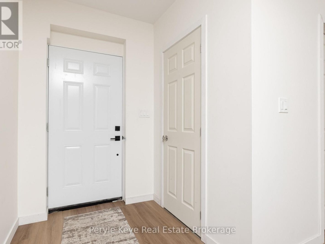 144 SHIER STREET, Bracebridge (Macaulay)