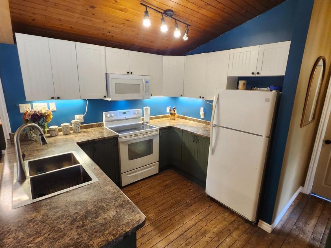 117 ECHO BAY ROAD, 