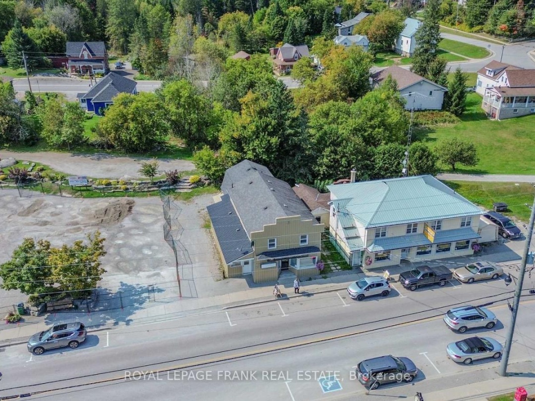 4075 COUNTY RD 121 ROAD N, Kawartha Lakes (Kinmount)