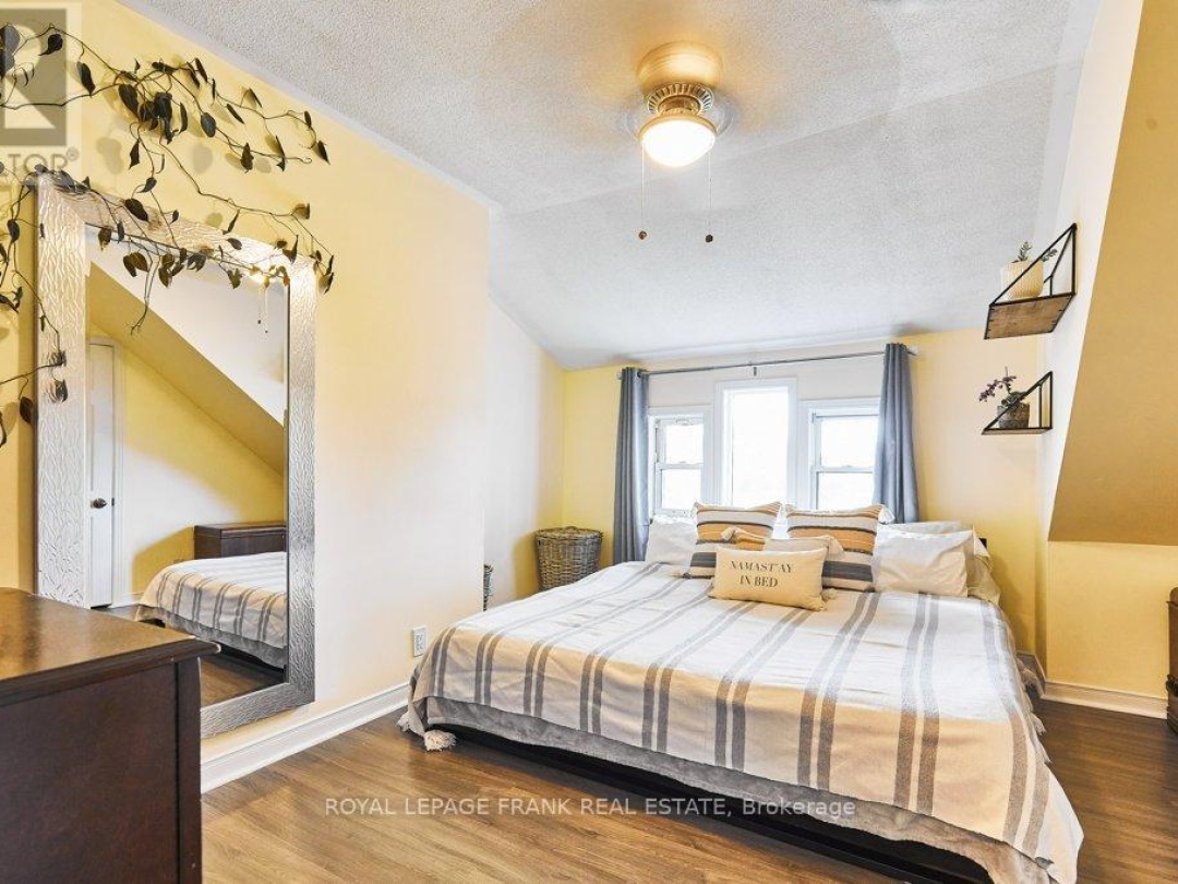 148 KING STREET, Kawartha Lakes (Woodville)