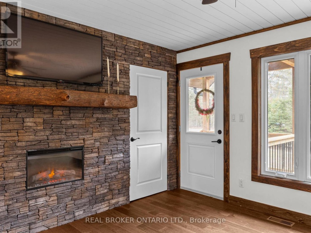 1401 NORTH SHORE ROAD, Algonquin Highlands (Stanhope)