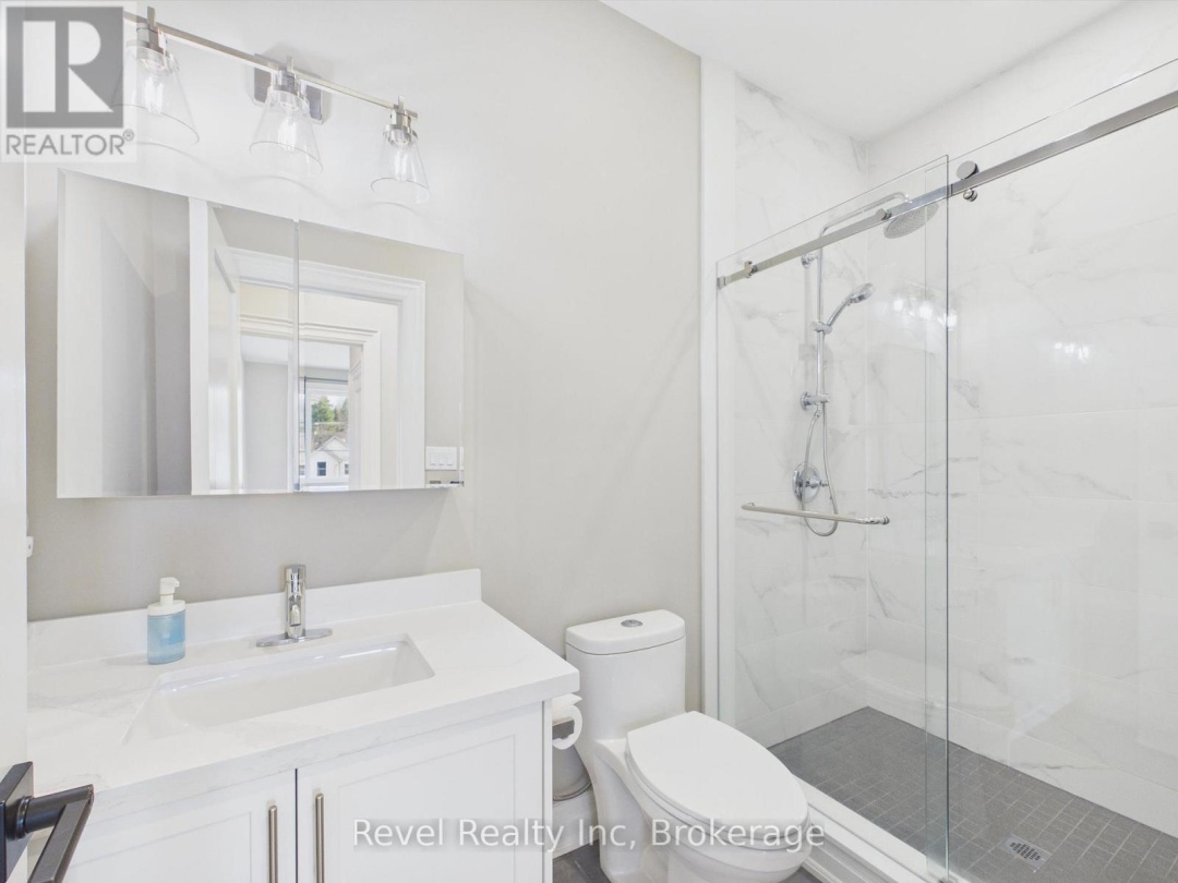 181 ANGLO STREET, Bracebridge (Macaulay)