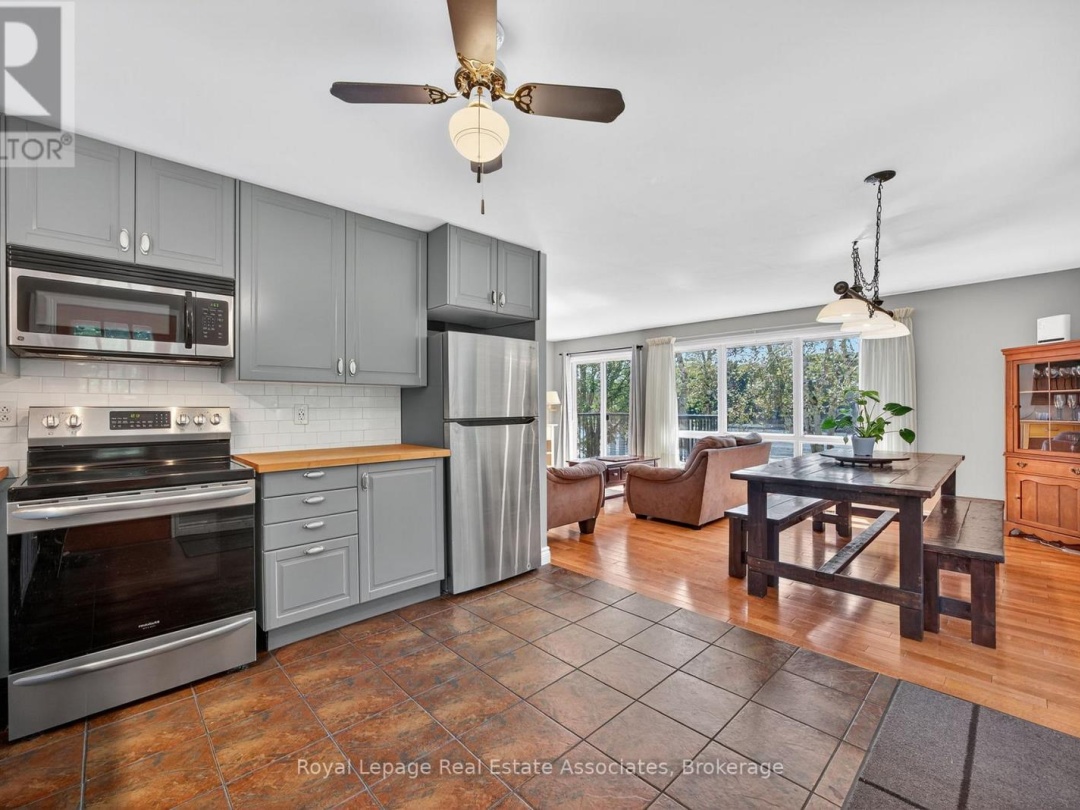 389 FALCON ROAD, Lake Vernon