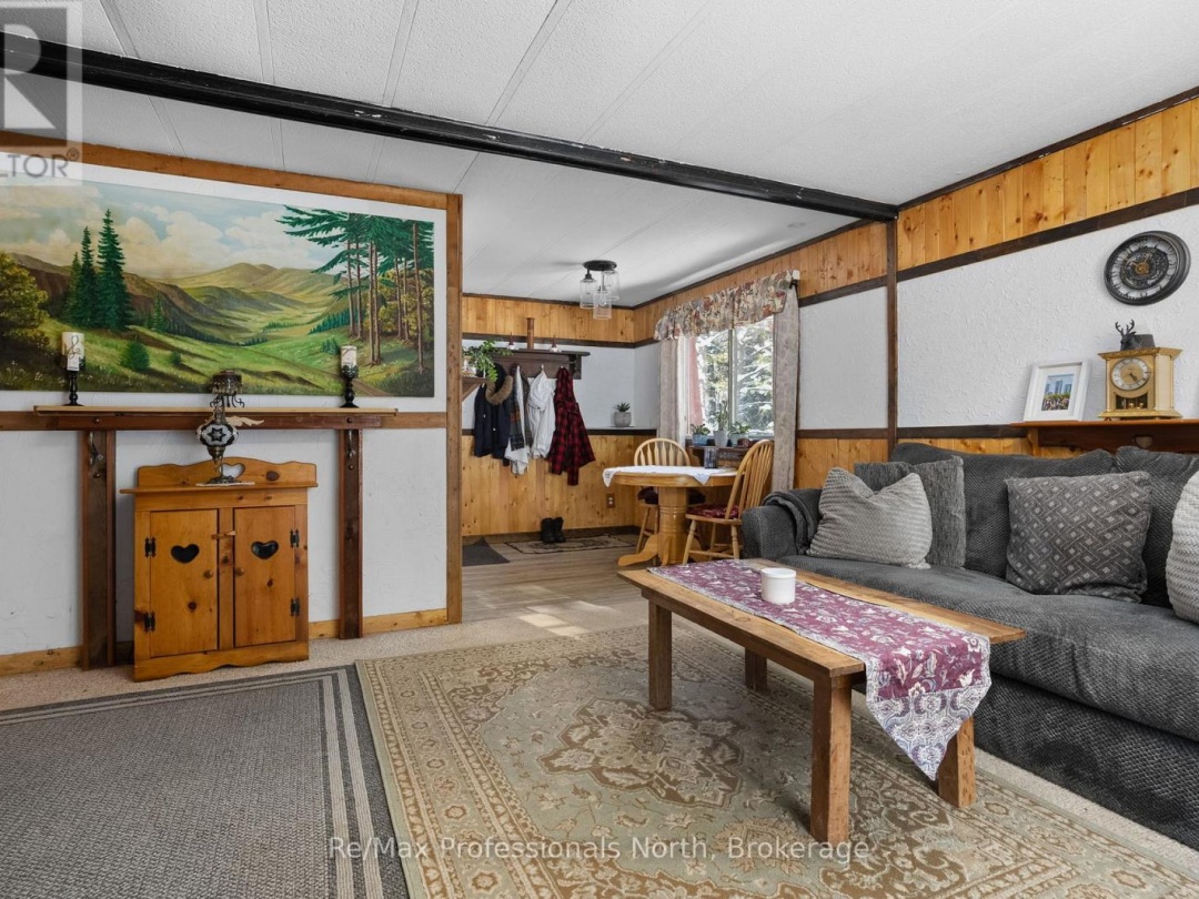 1465 FALKENBURG ROAD, Muskoka Lakes (Monck (Muskoka Lakes))