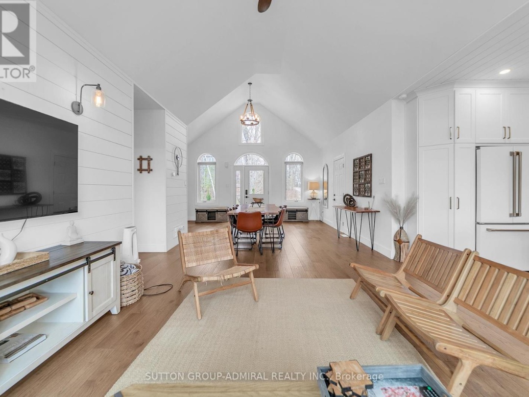 106 JUNIPER ISLE ROAD, Balsam Lake