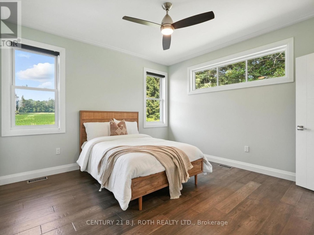 3510 BRENNAN LINE W, 