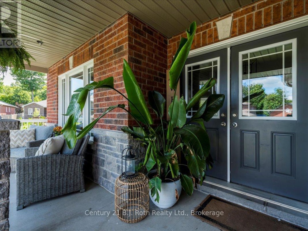 4 SHEPPARD DRIVE, 