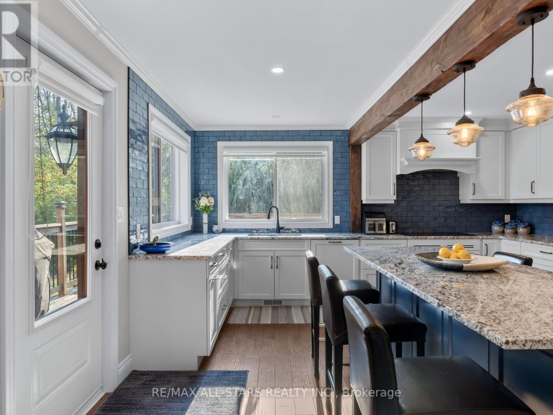 36 STINSON'S BAY ROAD, 