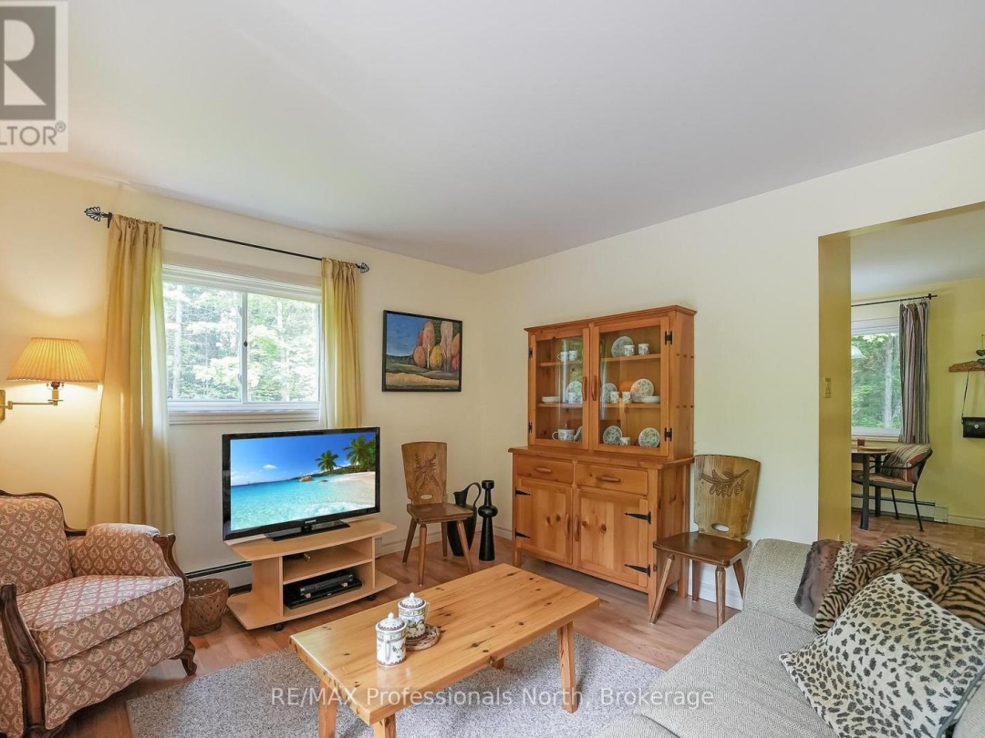 3072 GELERT ROAD, Minden Hills (Snowdon)