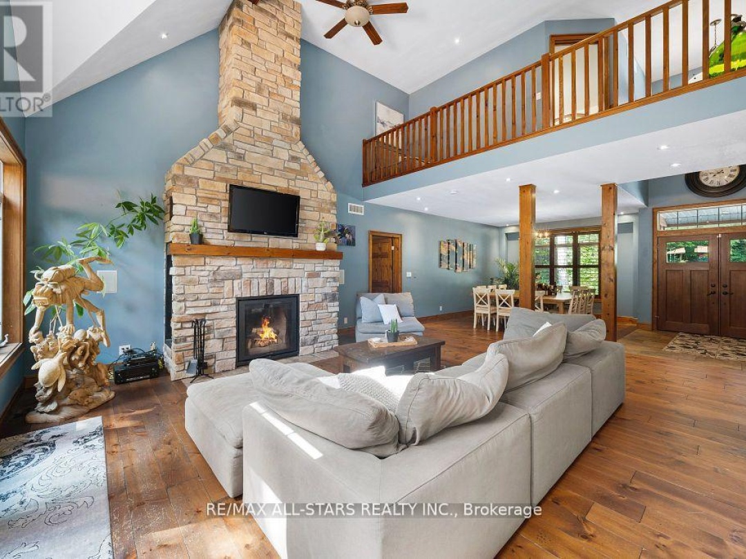 8 HARMONIOUS DRIVE, Burnt River