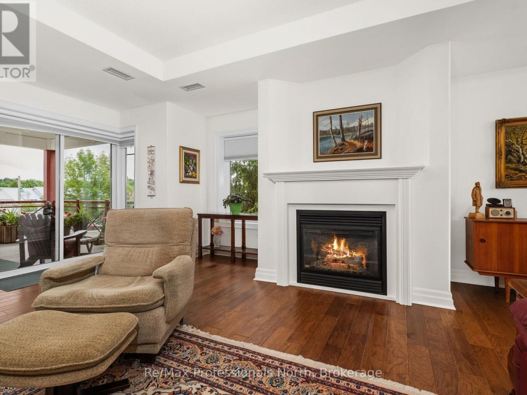 207 - 110 STEAMSHIP BAY ROAD, 