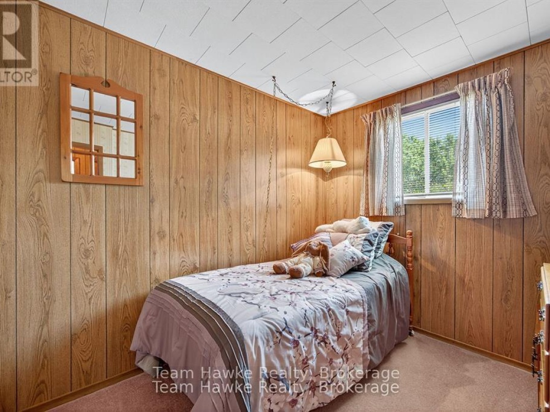 203 WOODLANDS AVENUE, 