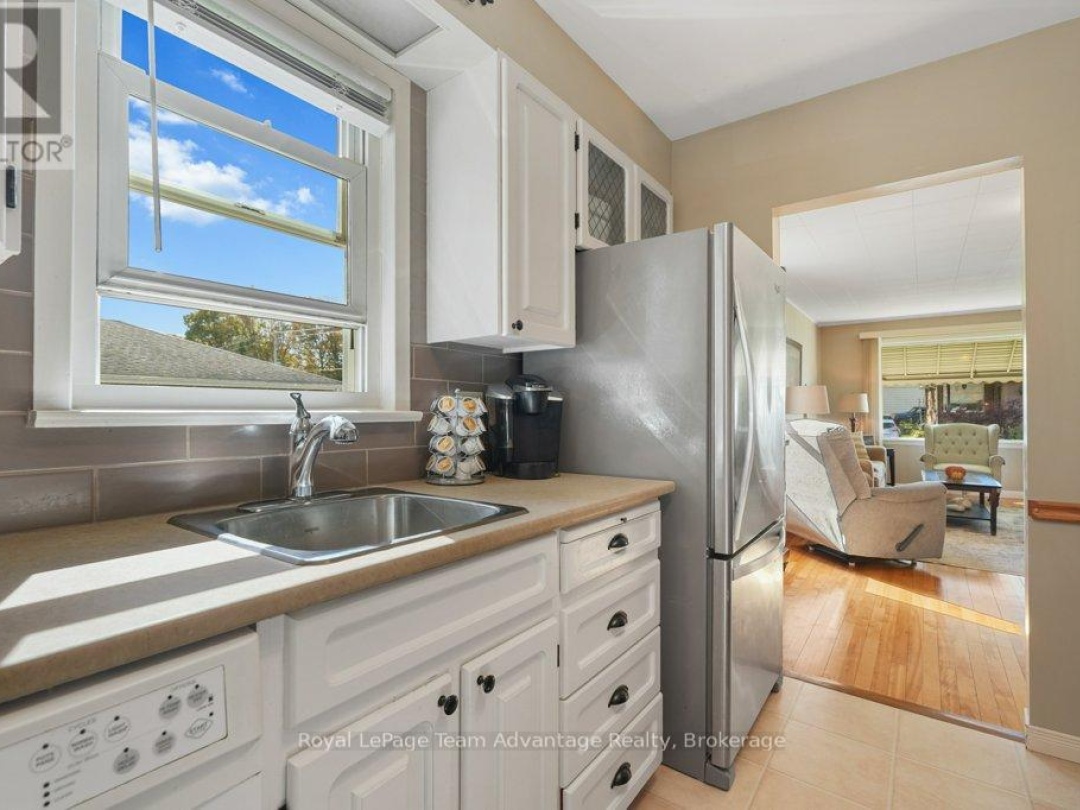 43 HILLCREST AVENUE, 