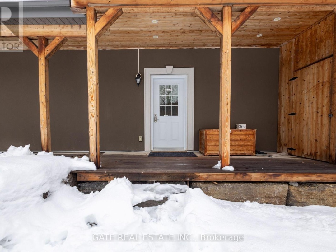 44 BASS LAKE ROAD, Pigeon Lake