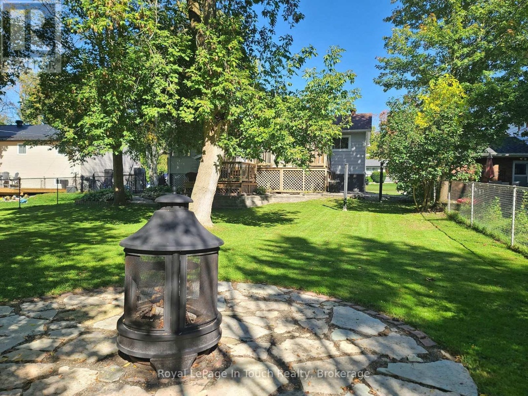 8 CYRIL MARTIN PLACE, 