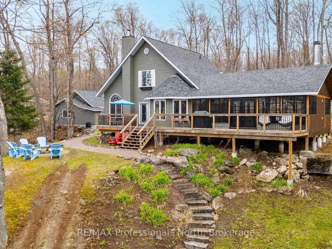 3179 TRAPPERS TRAIL, Miskwabi Lake