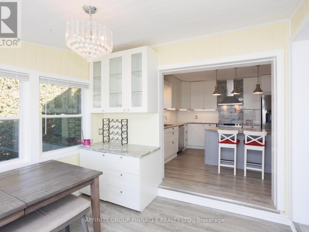 14 ORIOLE ROAD, Cameron Lake