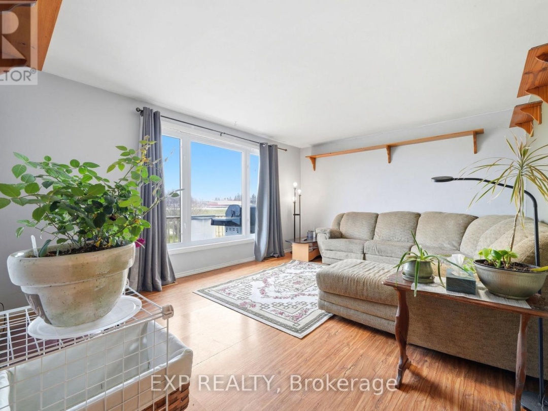 4142 STEWARTS LANE, Severn