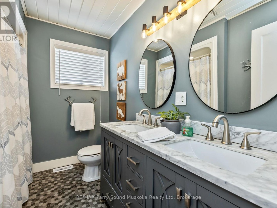31 LAKE FOREST DRIVE, McDougall