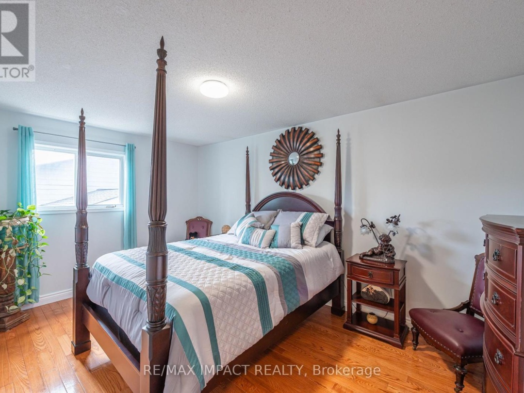 10 CEDARTREE LANE, Kawartha Lakes (Bobcaygeon)